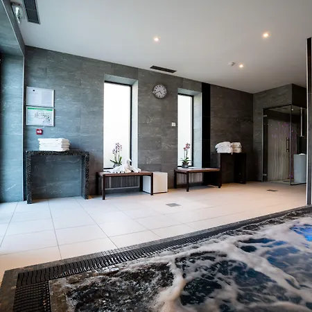Fac & Spera -hotel & Tain-lʼHermitage