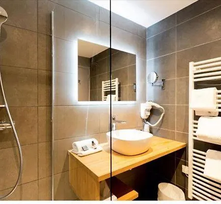Hotel Fac & Spera -hotel & 4*