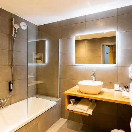 Fac & Spera -hotel & Tain-lʼHermitage