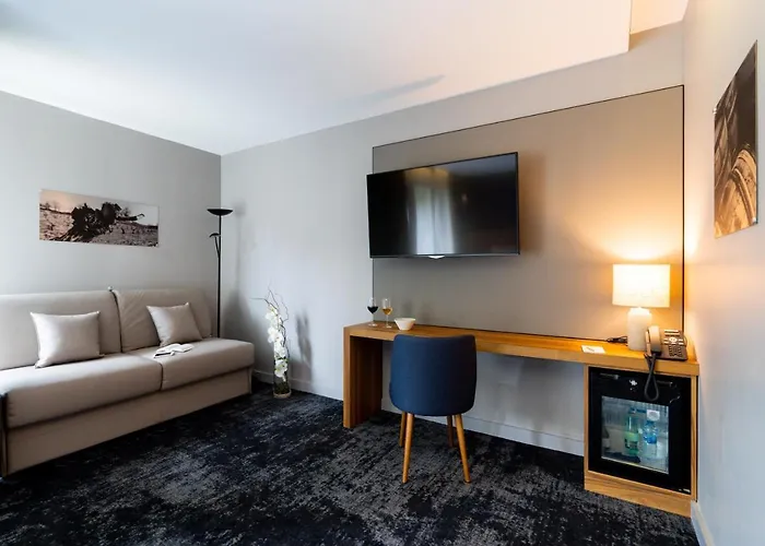 Hotel Fac & Spera -hotel & 4*