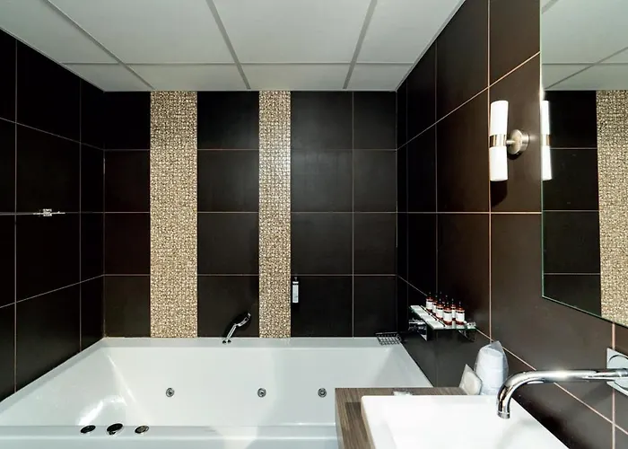 Hotel Fac & Spera -hotel & 4*