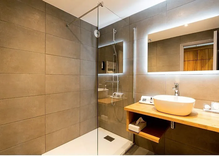 Fac & Spera -hotel & 4*