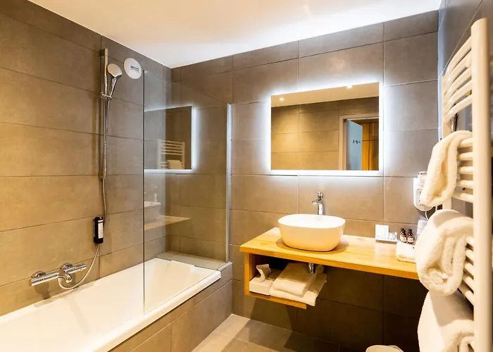 Fac & Spera -hotel & Tain-lʼHermitage