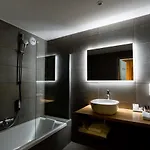 Fac & Spera -hotel & ホテル 4*