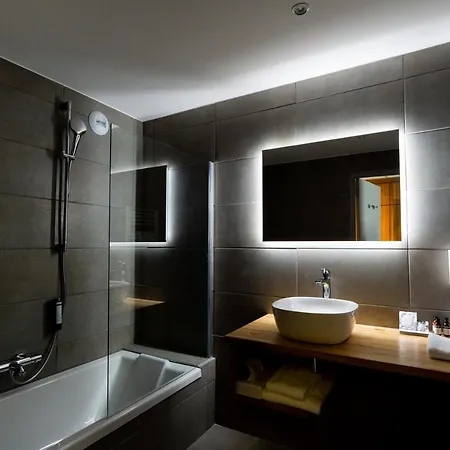 Fac & Spera -hotel & Hotel 4*