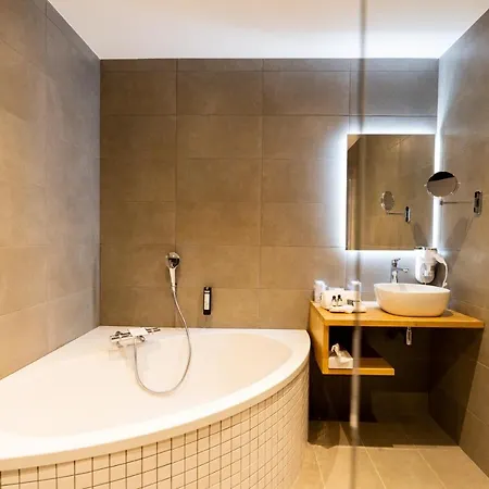 Szálloda Fac & Spera -hotel & 4*