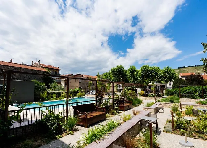 Fac & Spera -hotel & Hotel
